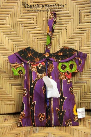 batik amarillis's travel tissue cover