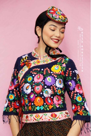 batik amarillis's joyluck blouse-PO