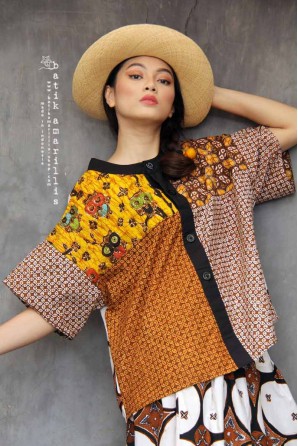 batik amarillis's breezy blouse 2 revamped