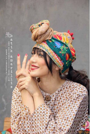 batik amarillis’s byzantine turban-PO