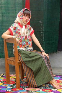 batik amarillis's hajnalka blouse-PO
