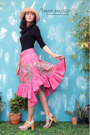 batik amarillis's all you need is love skirt-PO
