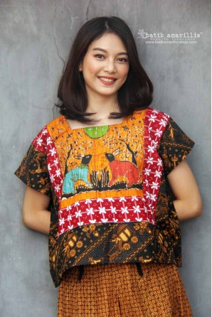 batik amarillis's amada blouse
