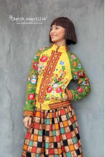 batik amarillis's girl meets boy jacket 3-PO