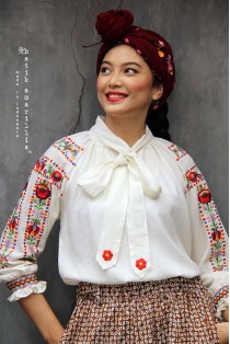 batik amarillis's romancia blouse 2