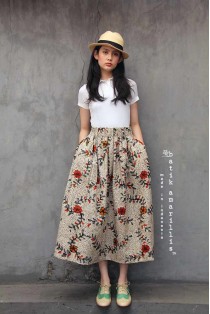 batik amarillis traveller's  skirt