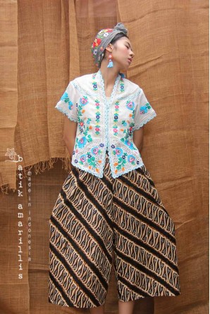 batik amarillis's sakerah pants-PO