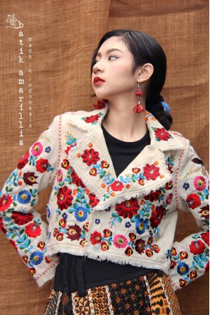 batik amarillis's it girl jacket-PO