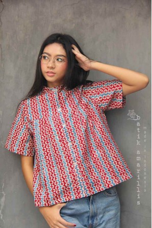 batik amarillis they top