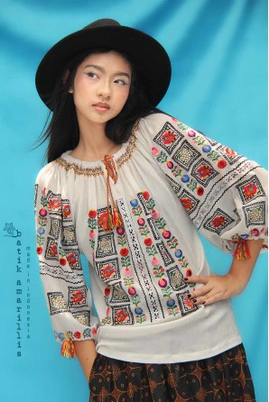 batik amarillis's la boheme blouse-PO