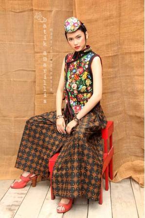 batik amarillis's apsara vest-PO