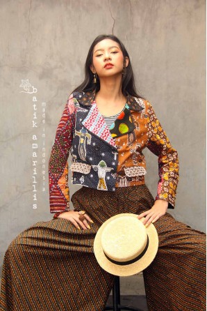 batik amarillis's it girl jacket-PO