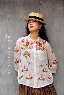 batik amarillis's uno top-PO