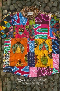 batik amarillis's uno top