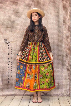 batik amarillis's birthday 8 skirt