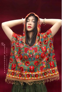 batik amarillis&rsquo;s Nineveh  top 2-PO