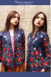 batik amarillis's gema ripah kebaya-PO