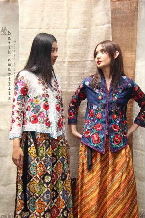 batik amarillis's gema ripah kebaya-PO
