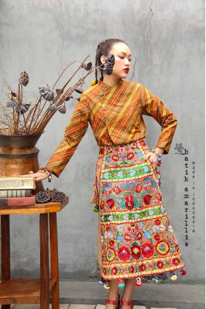 batik amarillis's pyramid skirt-PO