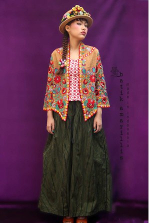 batik amarillis's miss popon kebaya cardigan-PO