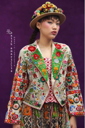 batik amarillis's seloka jacket-PO