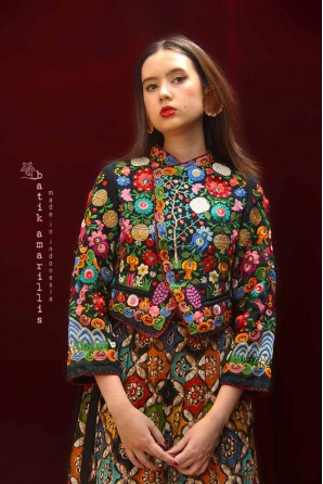batik amarillis's seloka jacket-PO