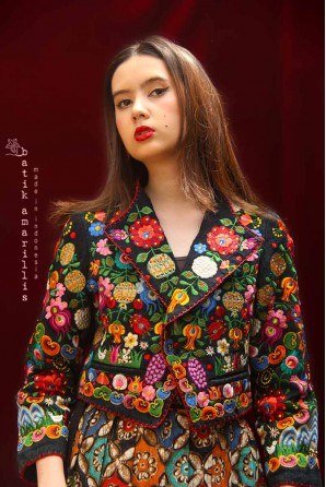 batik amarillis's seloka jacket-PO