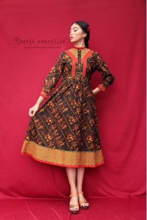 batik amarillis's birthday dress 8-PO